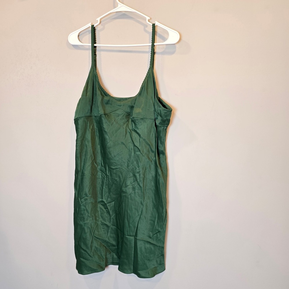 Aritzia Sunday Best Dress Green Slip Mini Womens XL Extra Large V Neck